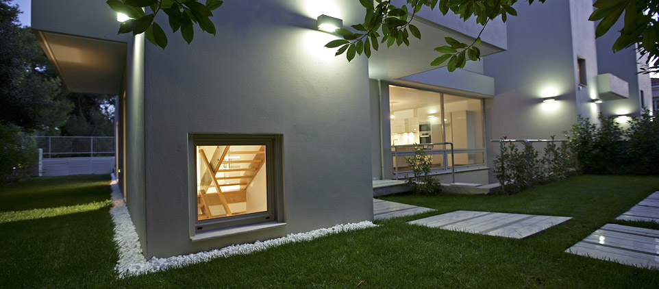 Συγκρότημα 3 κατοικιών με αίθρια