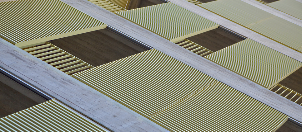 Πολυκατοικία 5 ορόφων σε pilotis