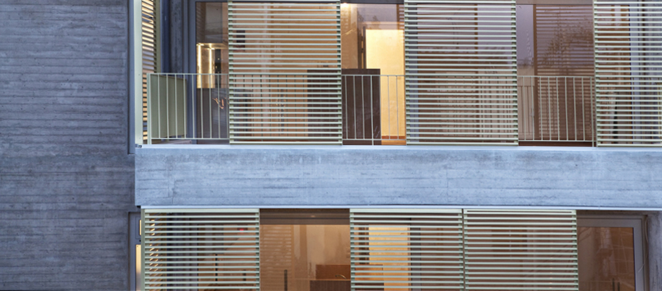 Πολυκατοικία 5 ορόφων σε pilotis